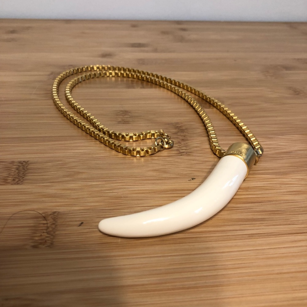 Kule boho metallic horn pendant gold matte NWOT